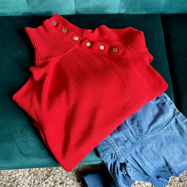 Red turtleneck and jeans