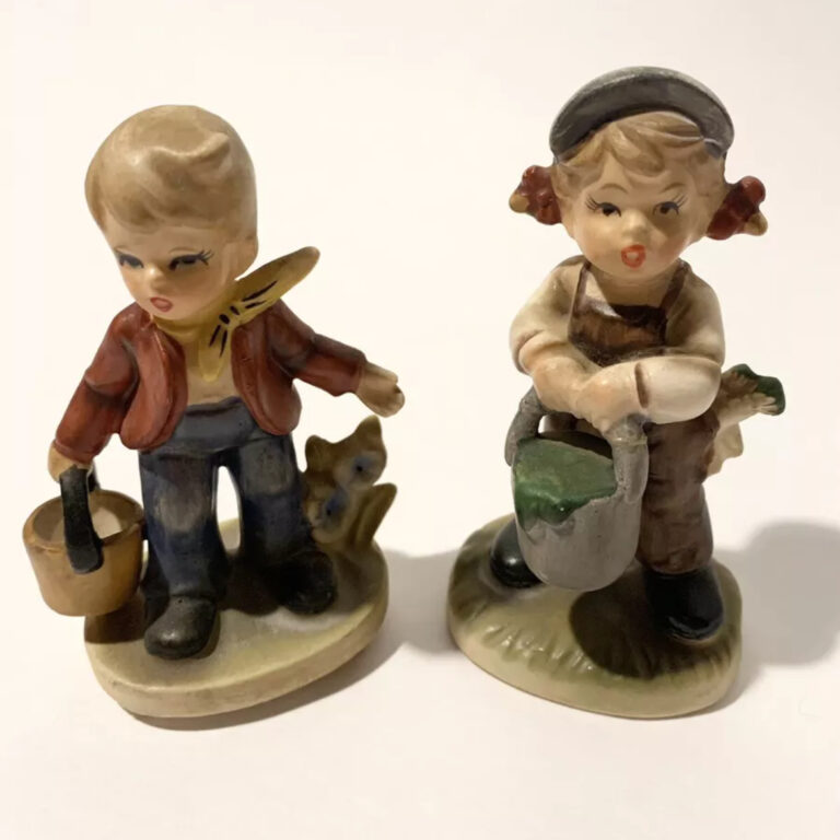 Napcoware figurines