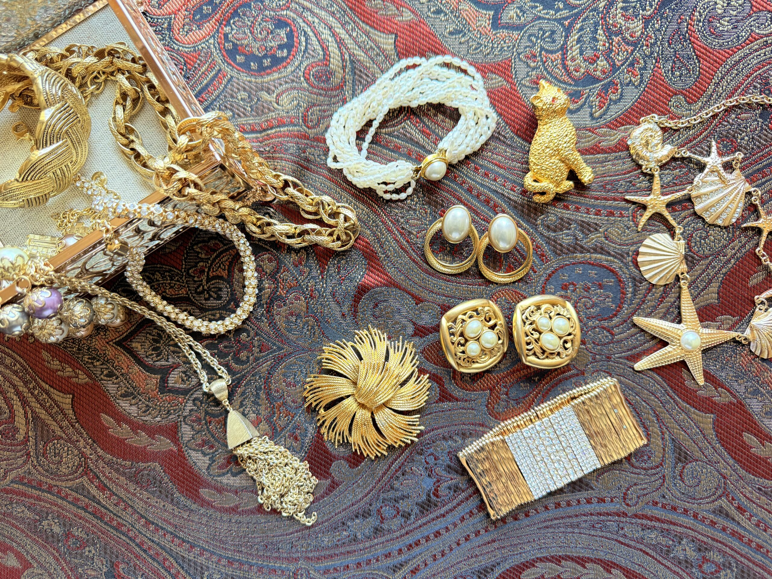 vtg costume jewelry